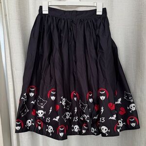 Unique Vintage Black and Red Iconic Print Midi Skirt